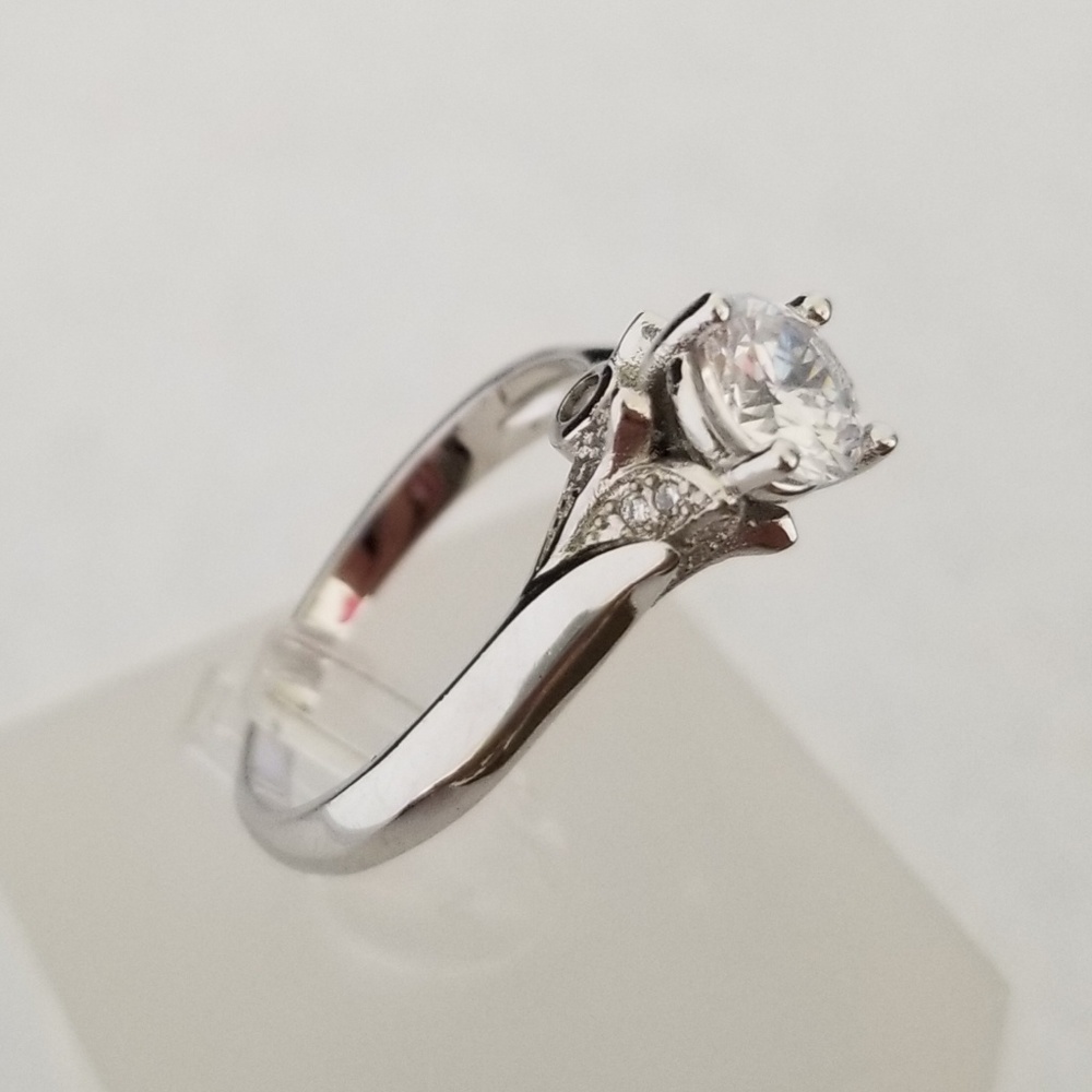 Sterling 1ct TW Butterfly Solitaire - Picture 5 of 8